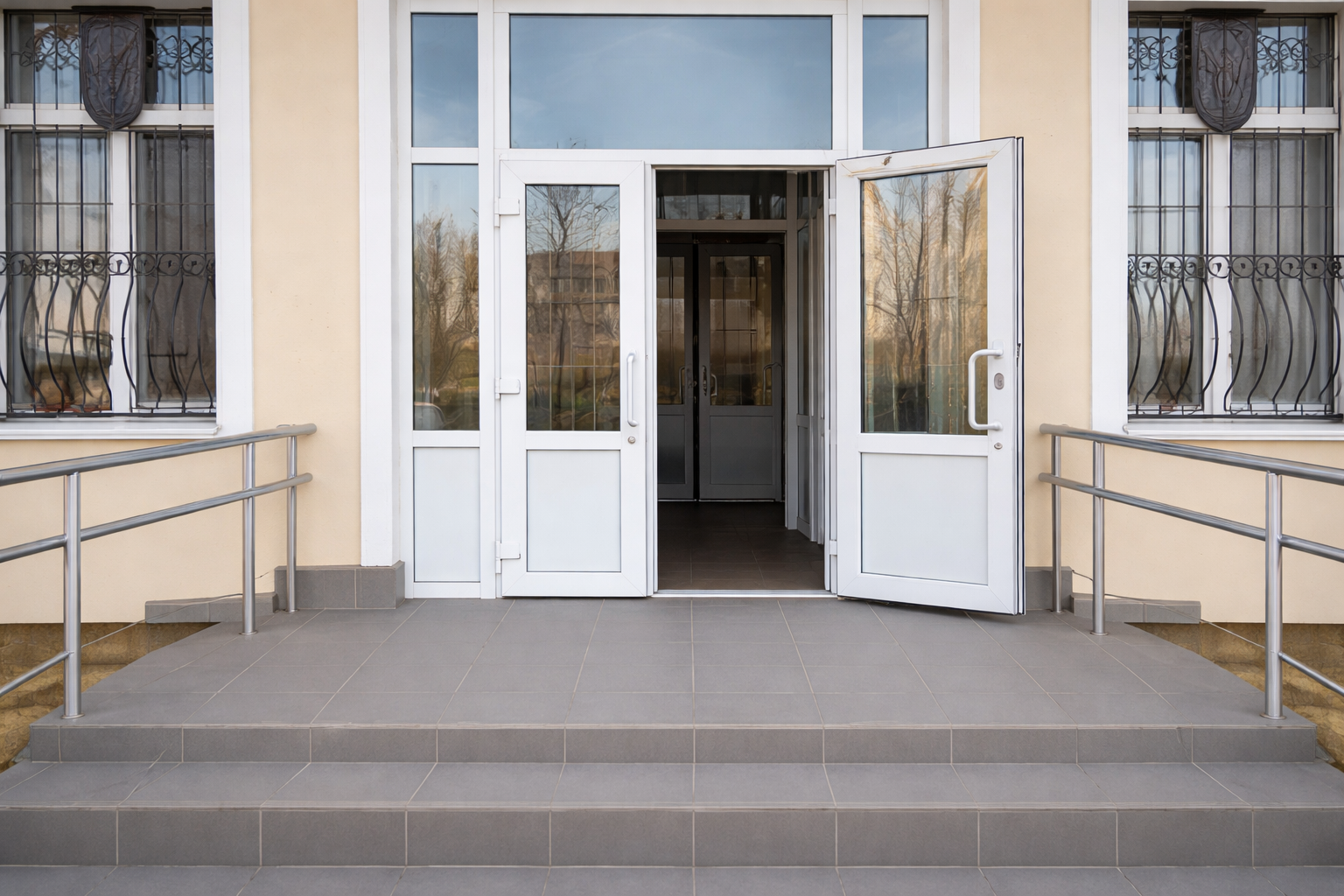 Intrarea Centrului de Sănătate Iargara